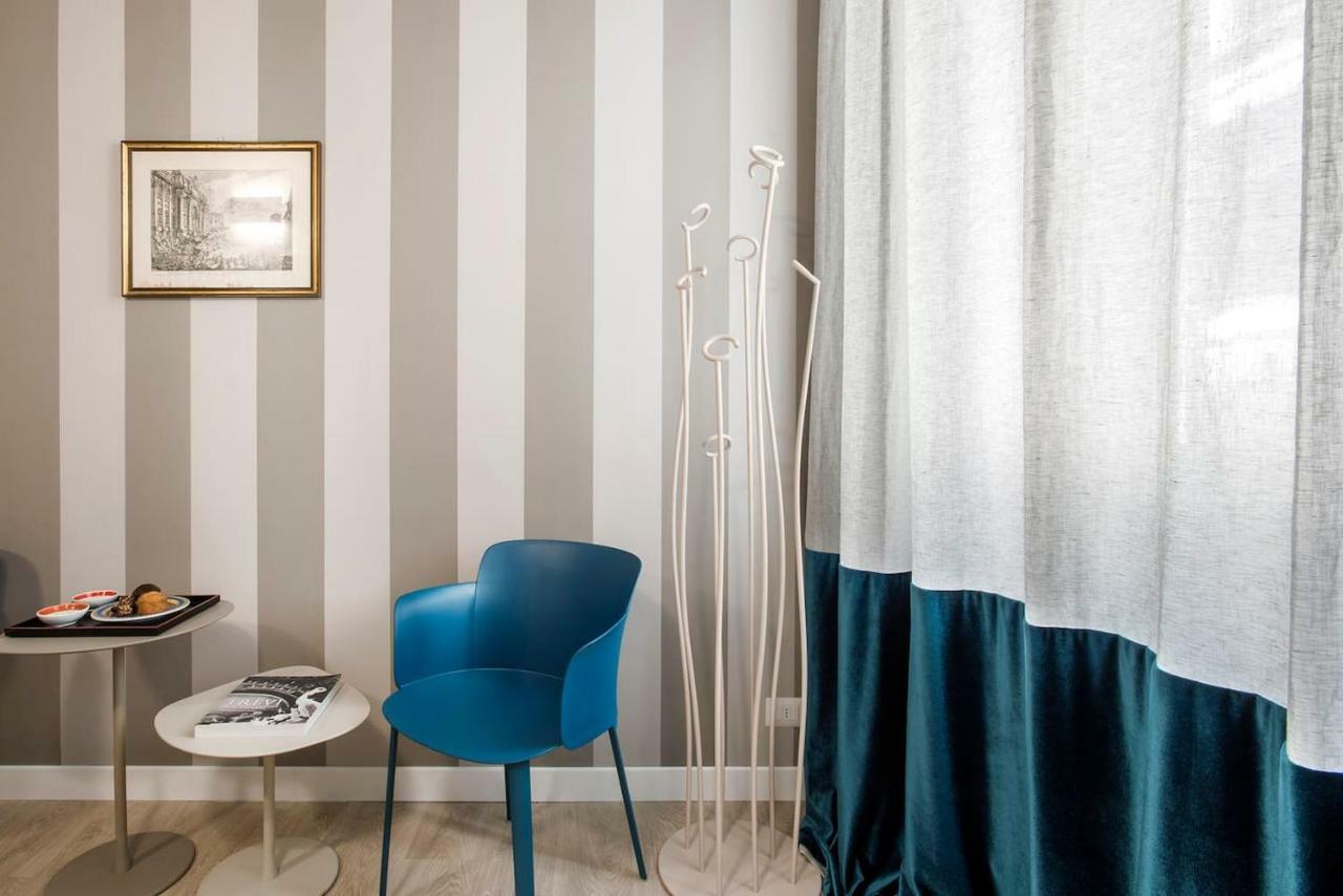 La Finestra Su Fontana Di Trevi - Charming View Apartamento Roma Exterior foto